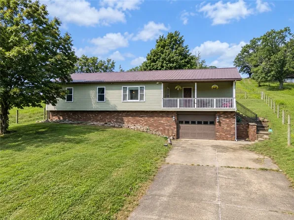 189 Lake Lynn Rd, Lake Lynn, PA 15451