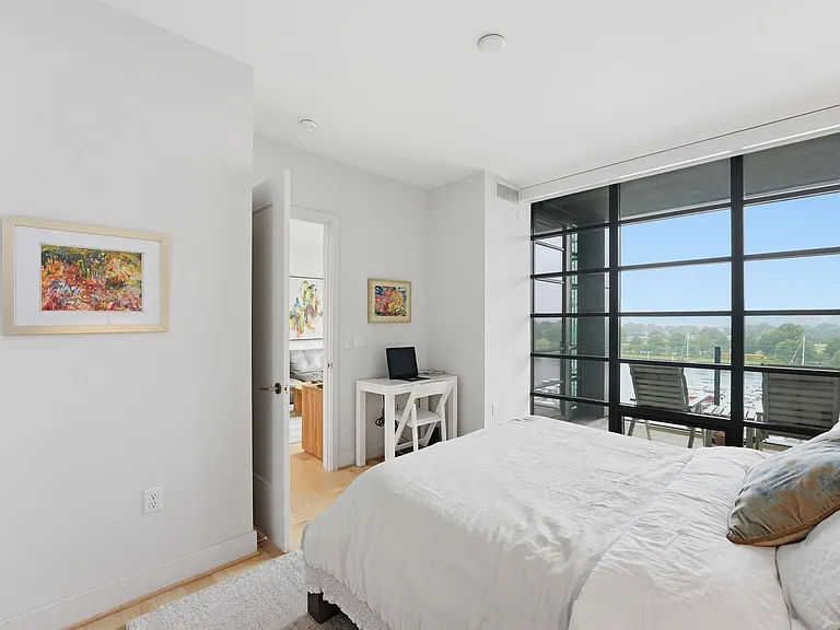 45 Sutton Sq SW #702 — Photo 15