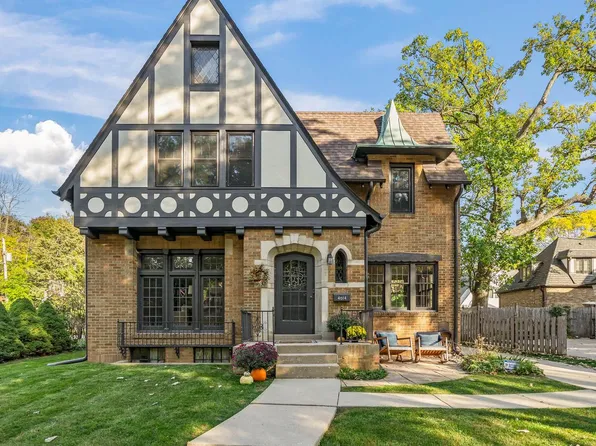 4614 North Murray AVENUE, Whitefish Bay, WI 53211
