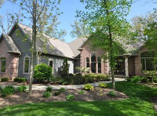 5257 Vicksburg Dr, Racine, WI 53403