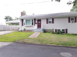 32 Puritan Ave, Rumford, RI 02916