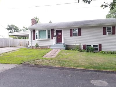 32 Puritan Ave, Rumford, RI, 02916