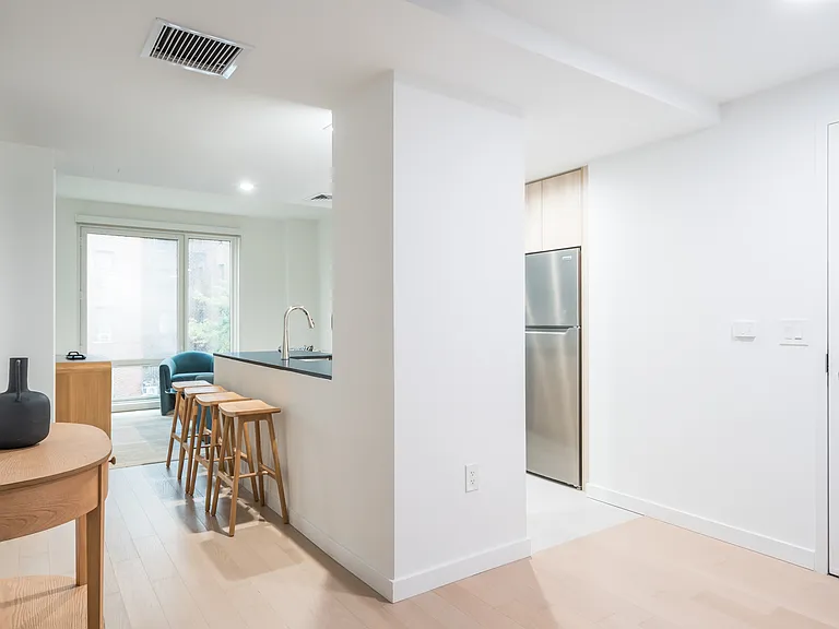 975 Nostrand Ave — Photo 54