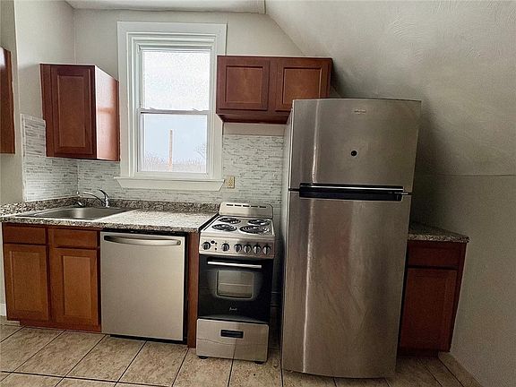 2nd image of 7040 Penn Ave