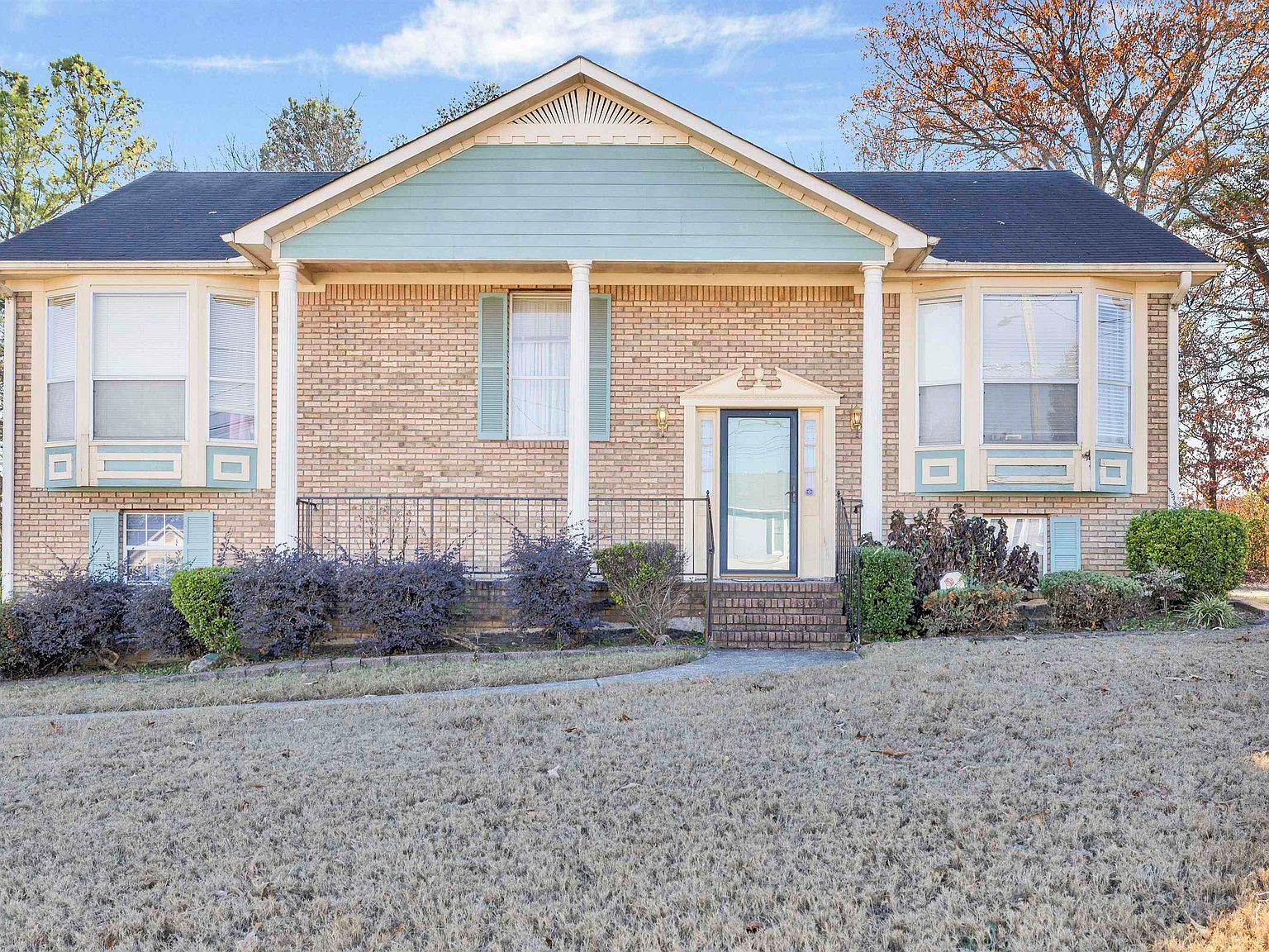 1125 Ole Oaks Ln, Fairfield, AL 35064 Zillow