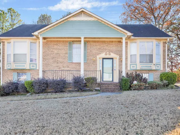 1125 Ole Oak Ln, Fairfield, AL 35064