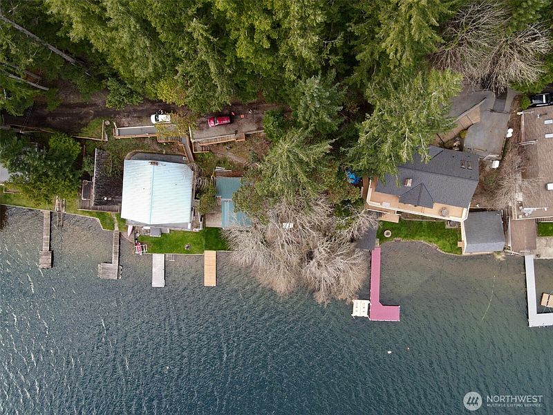3rd image of 1949 NW Summit Lake Shore Road