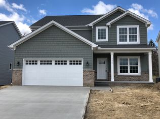 345 Beaver Run, Holly, MI