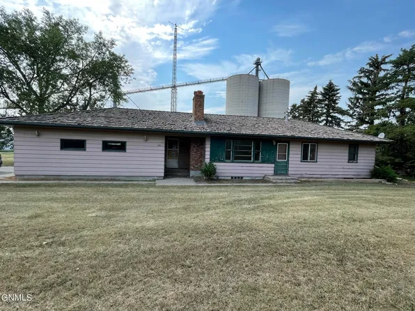 205 Jefferson Ave N, Ypsilanti, ND 58497