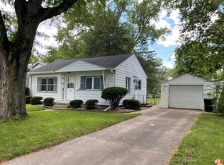 403 Hilltop Rd, Ames, IA 50014