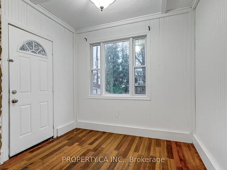 136 Ontario Ave #1 — Photo 22