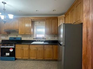 142 Bay 50 St #2, Brooklyn, NY 11214