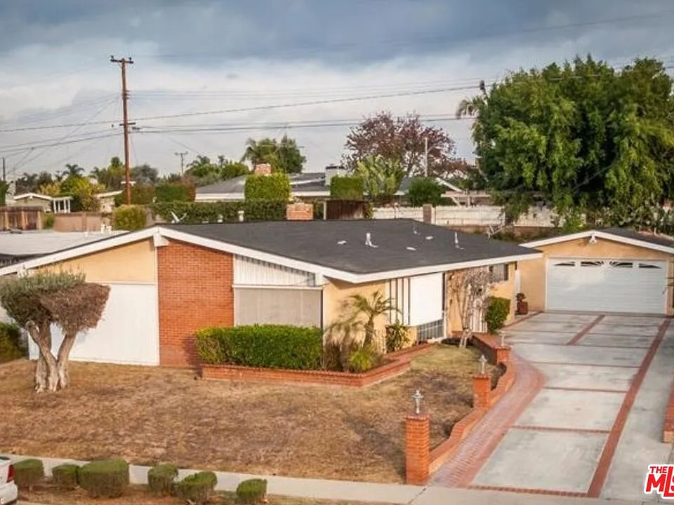 12938 Biola Ave