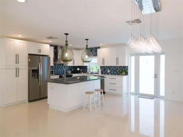 1212 SW 21st Ct, Fort Lauderdale, FL 33315