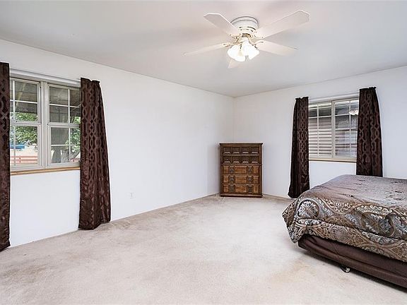 5th image of 1330 Whispering Pines Dr