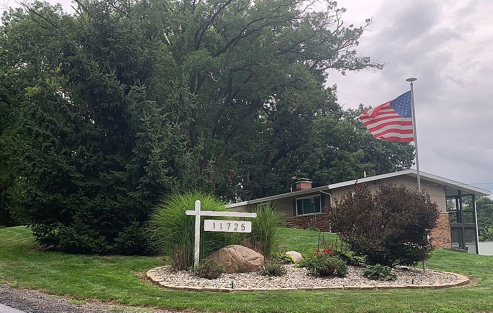 2nd image of 11725 Boardman Dr