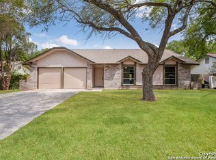 6711 Walnut Lake Dr, San Antonio, TX 78244