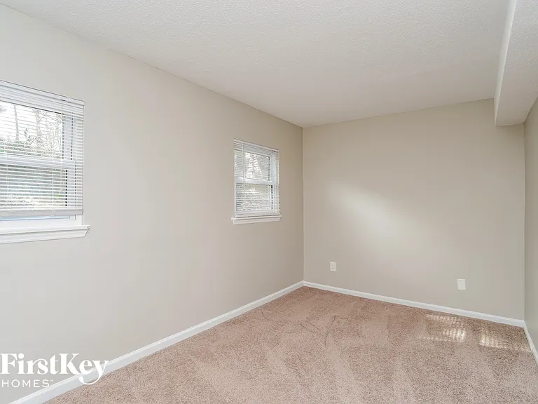 8500 Park Vista Cir — Photo 11