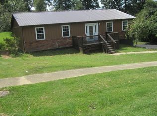 1345 Kingswood Way, Radcliff, KY 40160