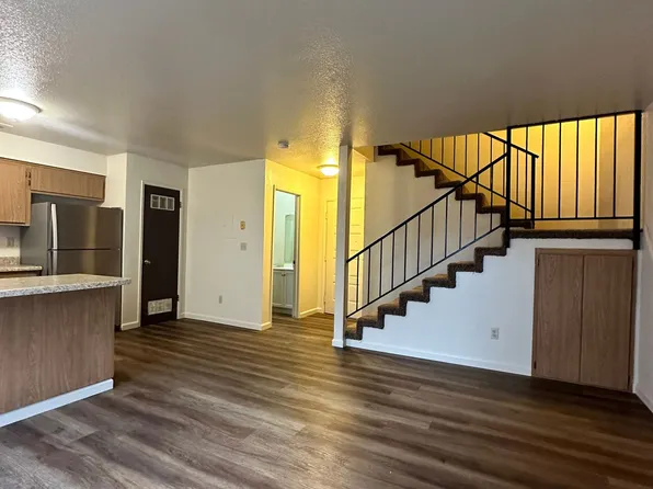 3rd & Cedar Townhomes