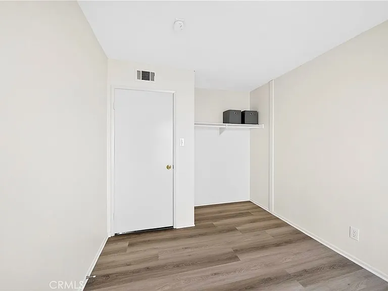 2324 Lillyvale Ave #143 — Photo 6