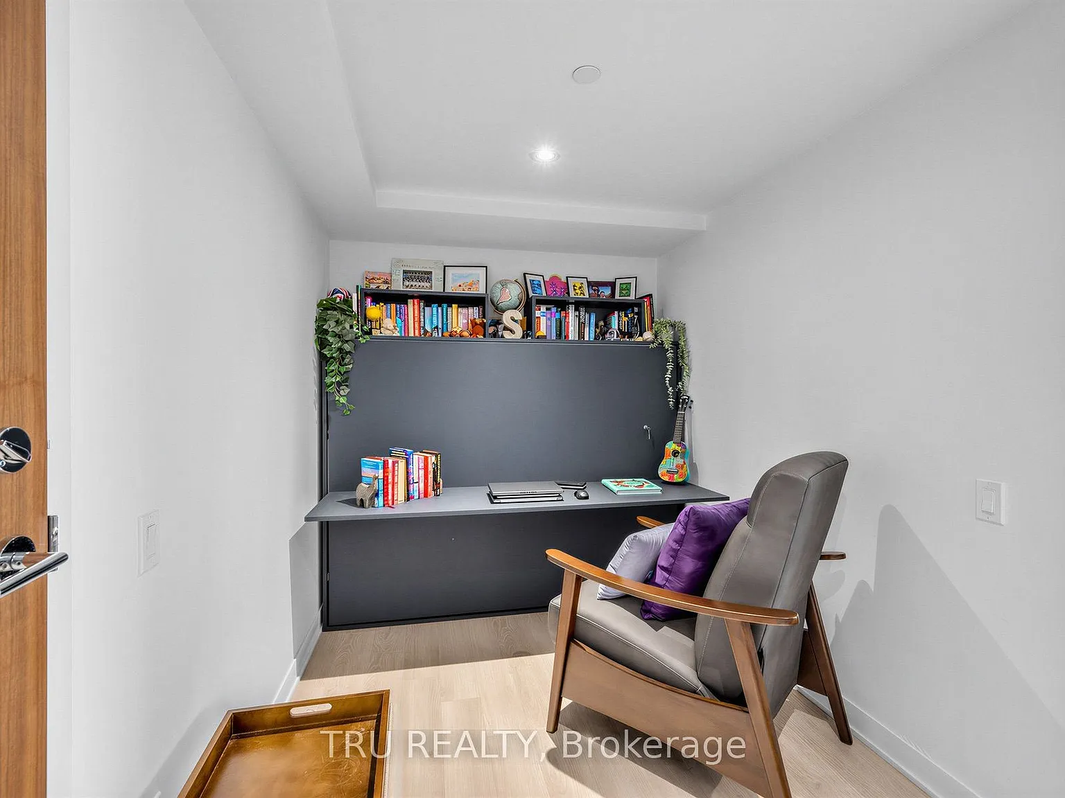 2 bed, $3,200 — Photo 3