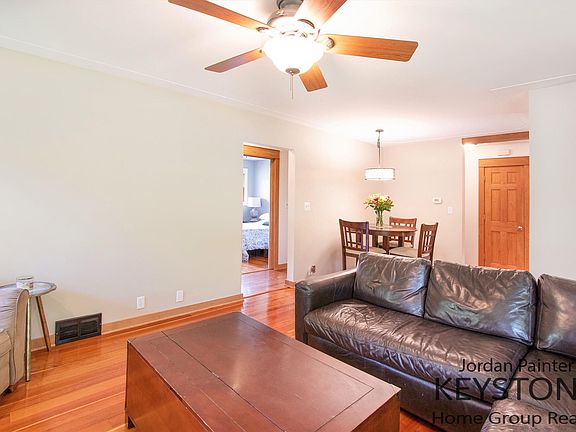 3rd image of 2554 Bristolwood Dr NW