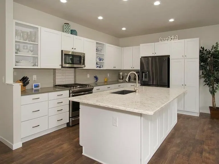 14212 Mosaic Ave — Photo 6