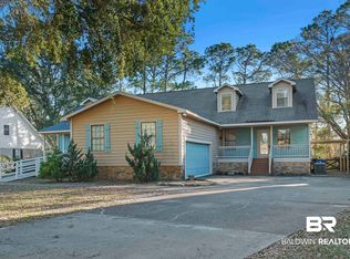 425 Wedgewood Dr, Gulf Shores, AL 36542