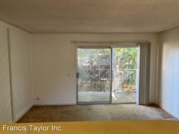 5th image of 412 Plymouth Dr APT 12