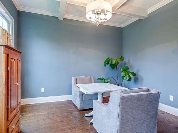 5th image of 4021 Old Light Cir