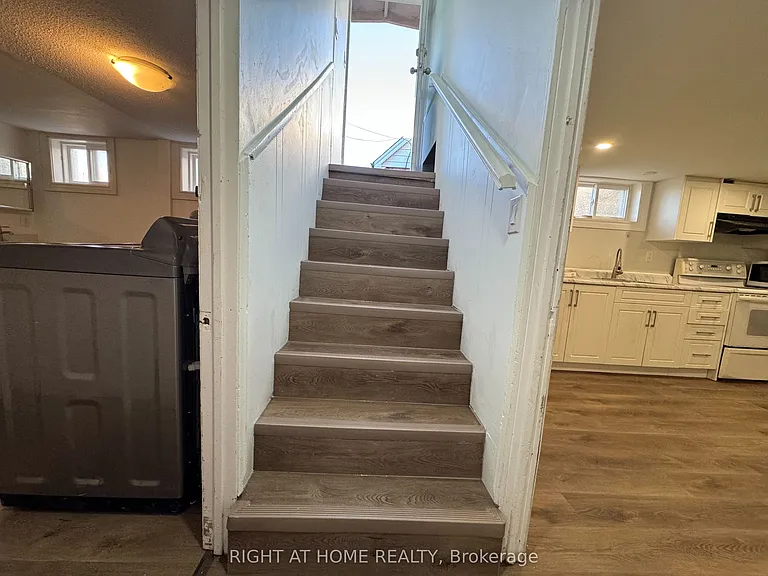 950 Queens Blvd #LOWER — Photo 18