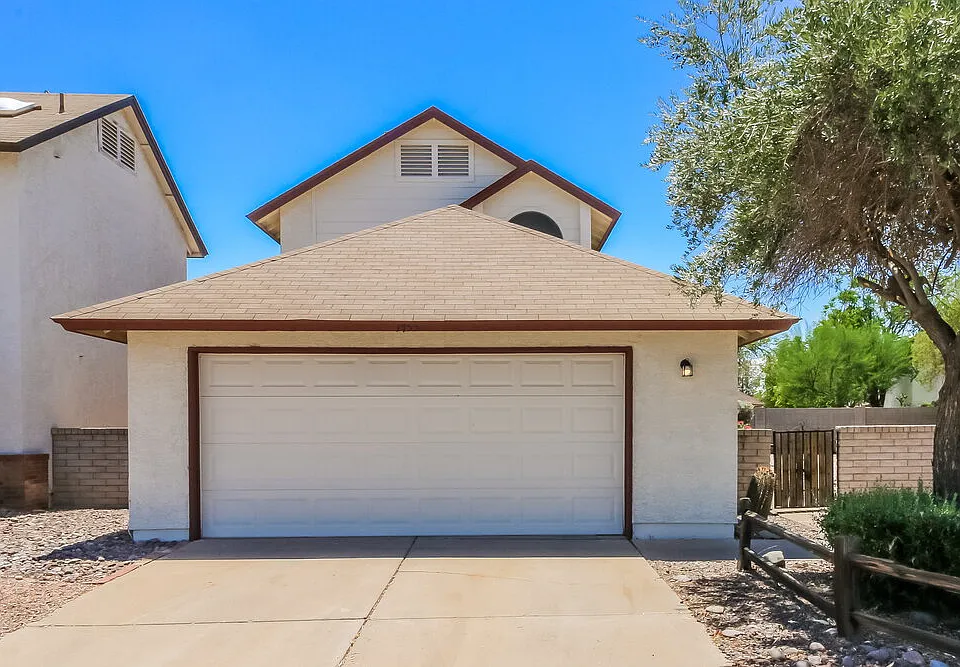 1755 E Javelina Ave