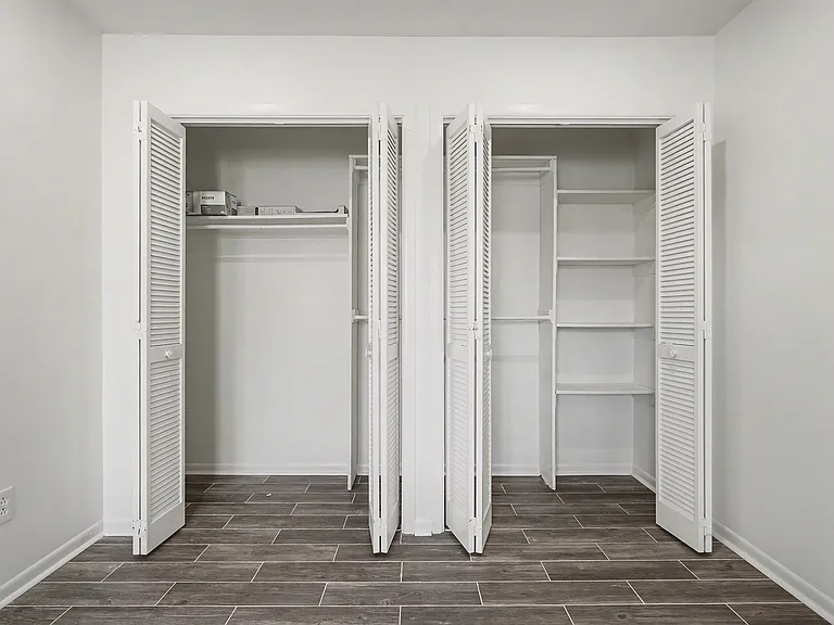 6148 Heath Ridge Ct — Photo 13