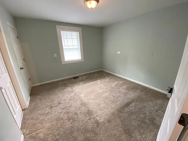 1104 Chester St — Photo 18