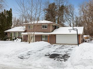 4027 Cranbrook Dr, White Bear Lake, MN 55110