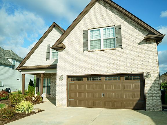 2nd image of 307 Edna May Dr