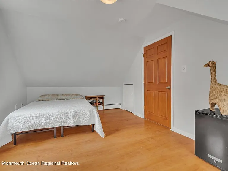 248 Sunset Ln — Photo 3