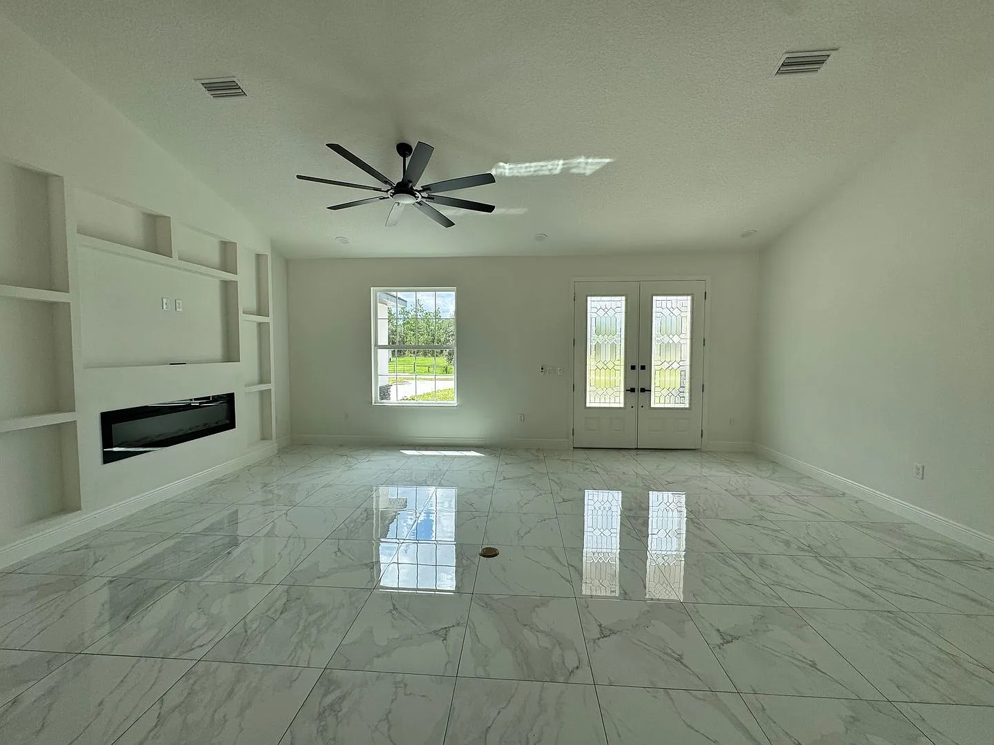 Brand New Construction For Rent — Photo 4