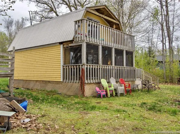 19 Popal Grove Ln, Waterborough, NB E4C 2M7