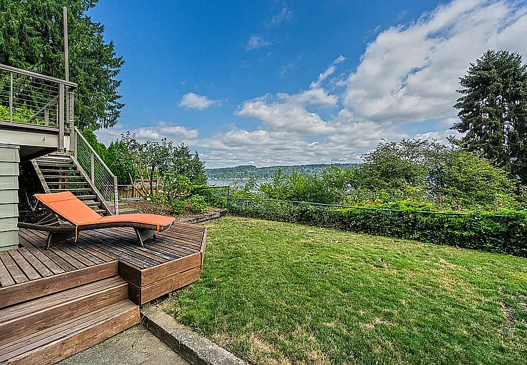 10508 Exeter Ave NE — Photo 34