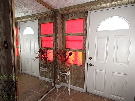 2nd image of 2337 E 72nd St