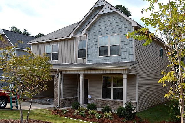 1st image of 1450 Collins Dr