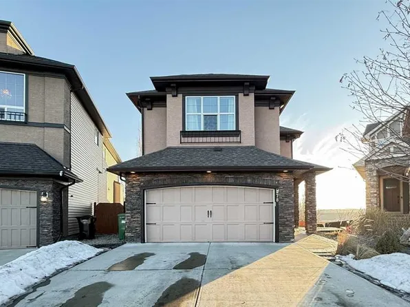 78 E Cranarch Vw SE, Calgary, AB T3M 2J3