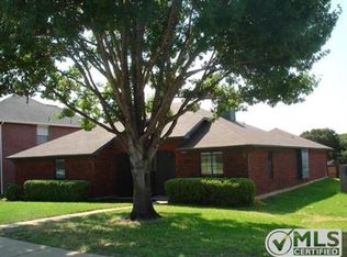 1524 Mission Ridge Trl, Carrollton, TX 75007