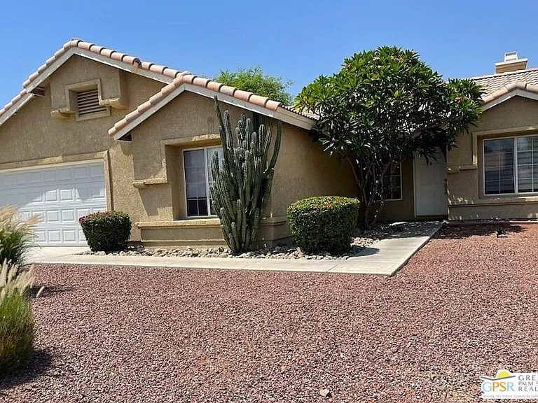79170 Diane Dr — Photo 16