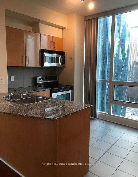 16 Yonge St #3102 — Photo 7