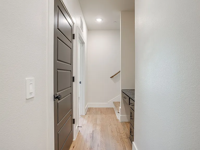 2820 Weisenberger St #110 — Photo 16