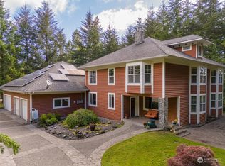 27 Whippoorwill Ln, Longview, WA 98632