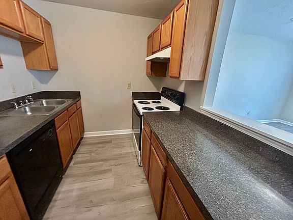 4th image of 204 Joey Way Unit 4